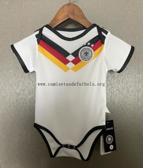 Miniconjunto Baby ALEMANIA 25/26 ¡¡Qué magnífico chollo sin competencia!