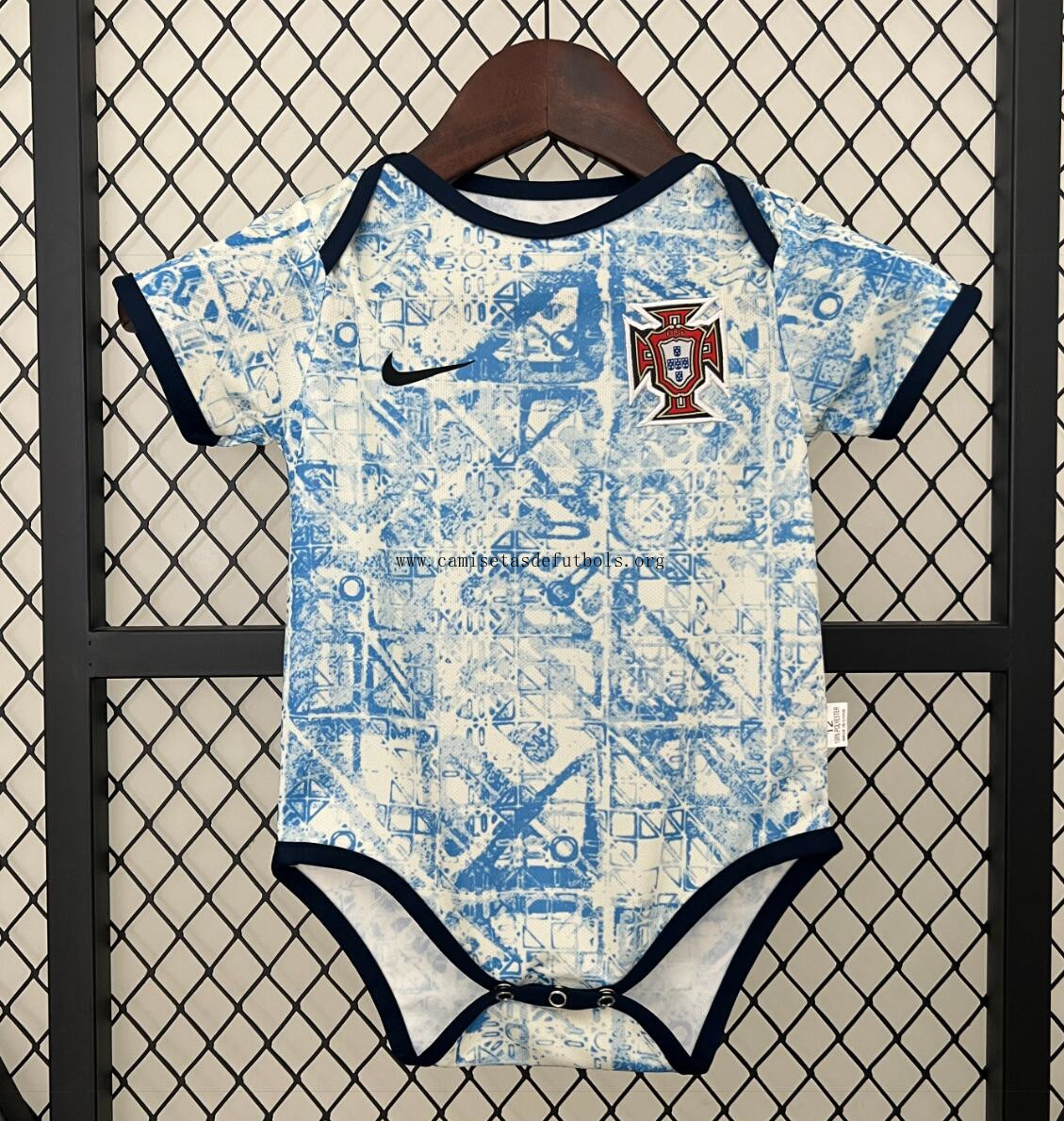 Miniconjunto Baby Segunda Equipación PORTUGAL 24/25 ¡¡Cómo humilde ofertón sin competencia!