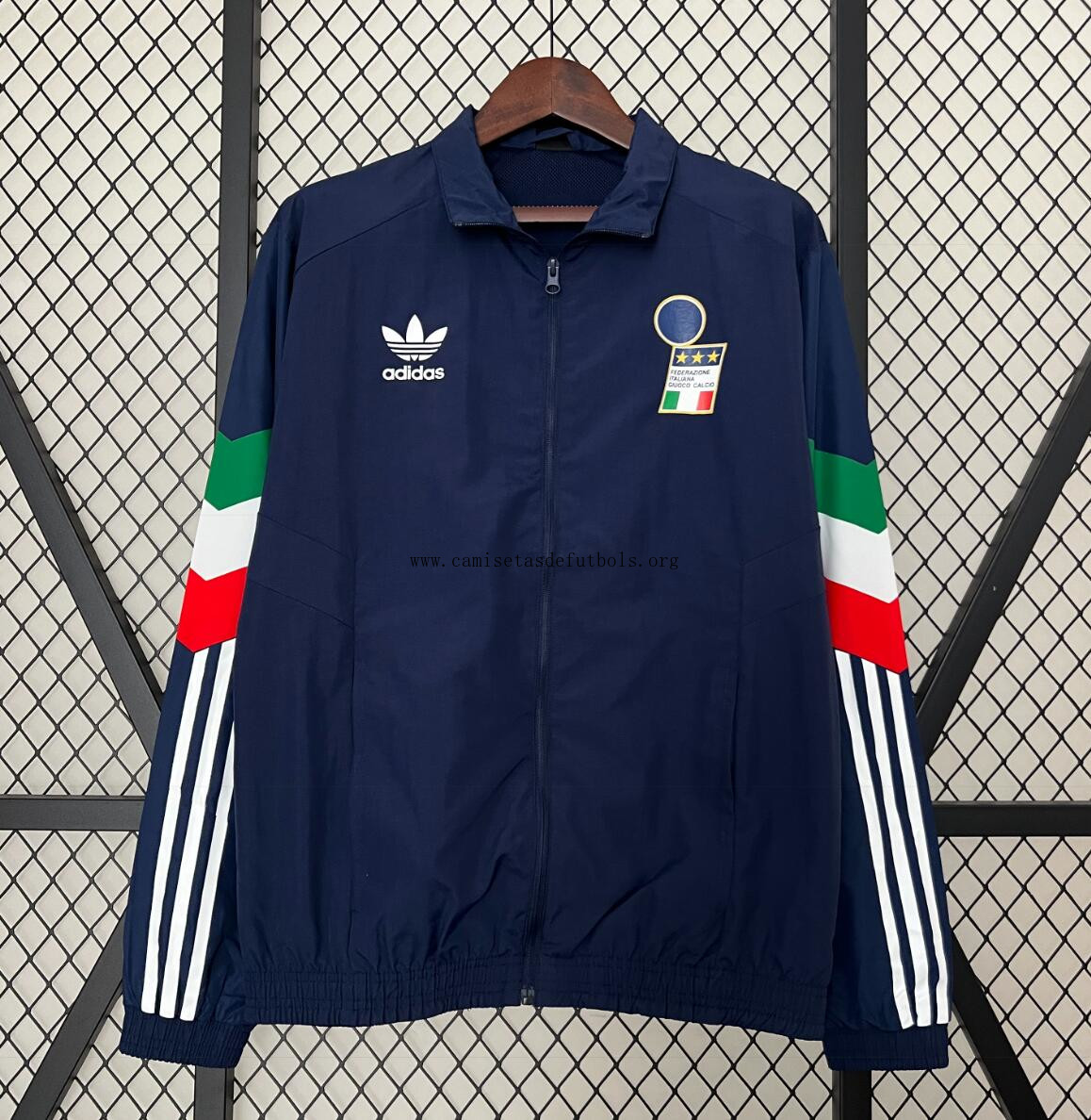 Windbreaker Italia 2024 Oportunidad estupendo sin intermediarios