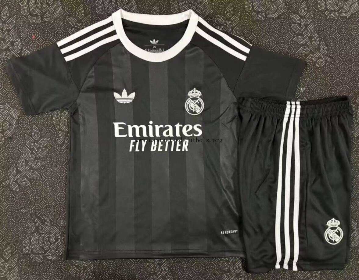 Camiseta Real Madrid Portero (Hombre/Niño) Negro 25/26 Descuentazo increíble como nunca