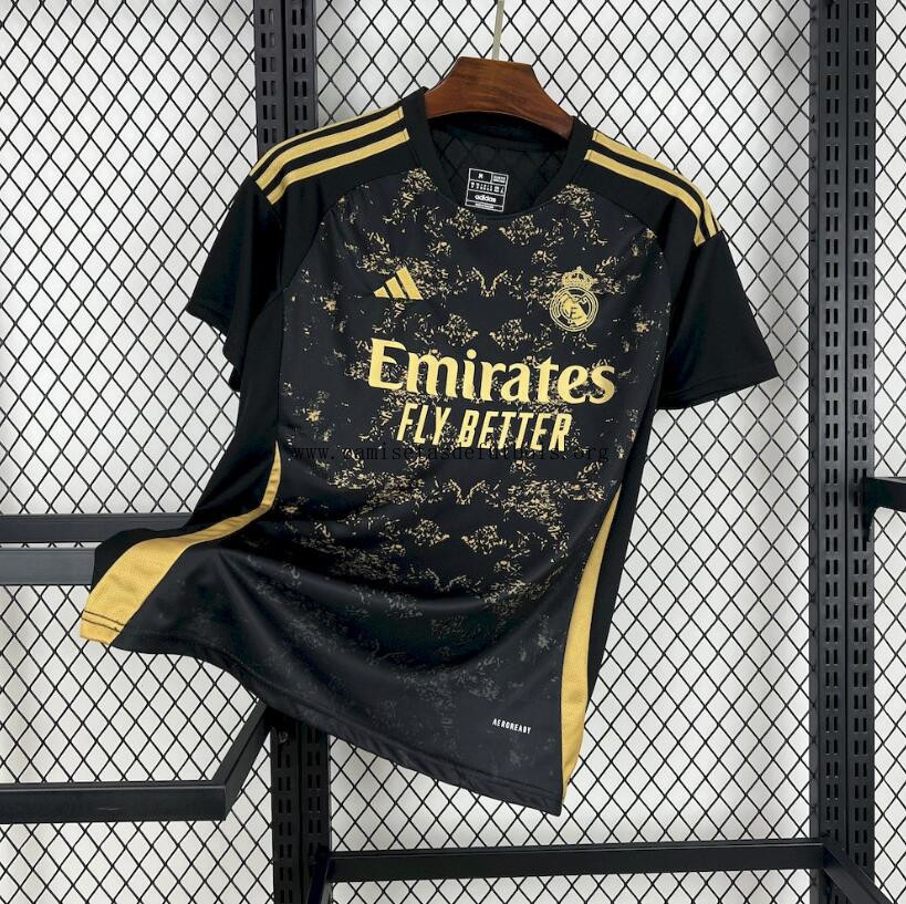 Camiseta Real Madrid Edición Especial Negra 24/25 Dispara este ahorro alucinante