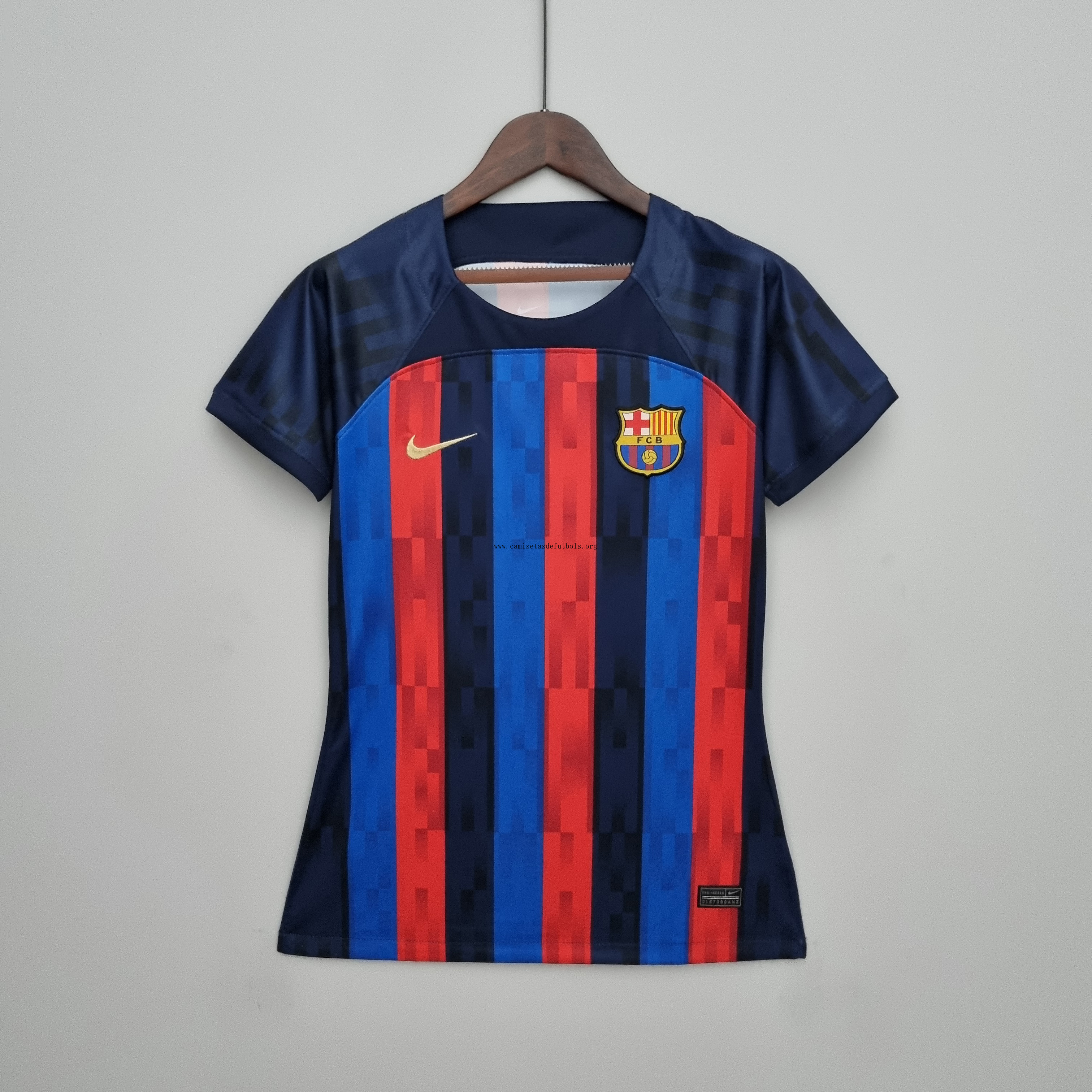 Camiseta B-arcelona Primera Equipación 22/23 Mujer Formidable saldazo, llévatelo de outlet