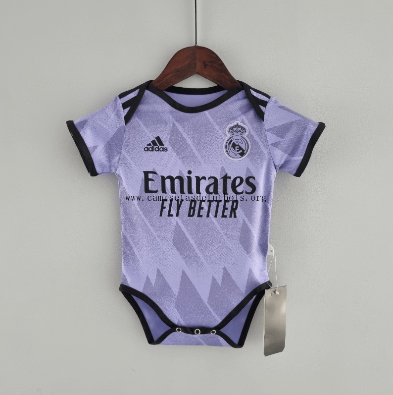 Miniconjunto Baby Real Madrid Segunda Equipación 22/23 Barato precio, consigue sin competencia