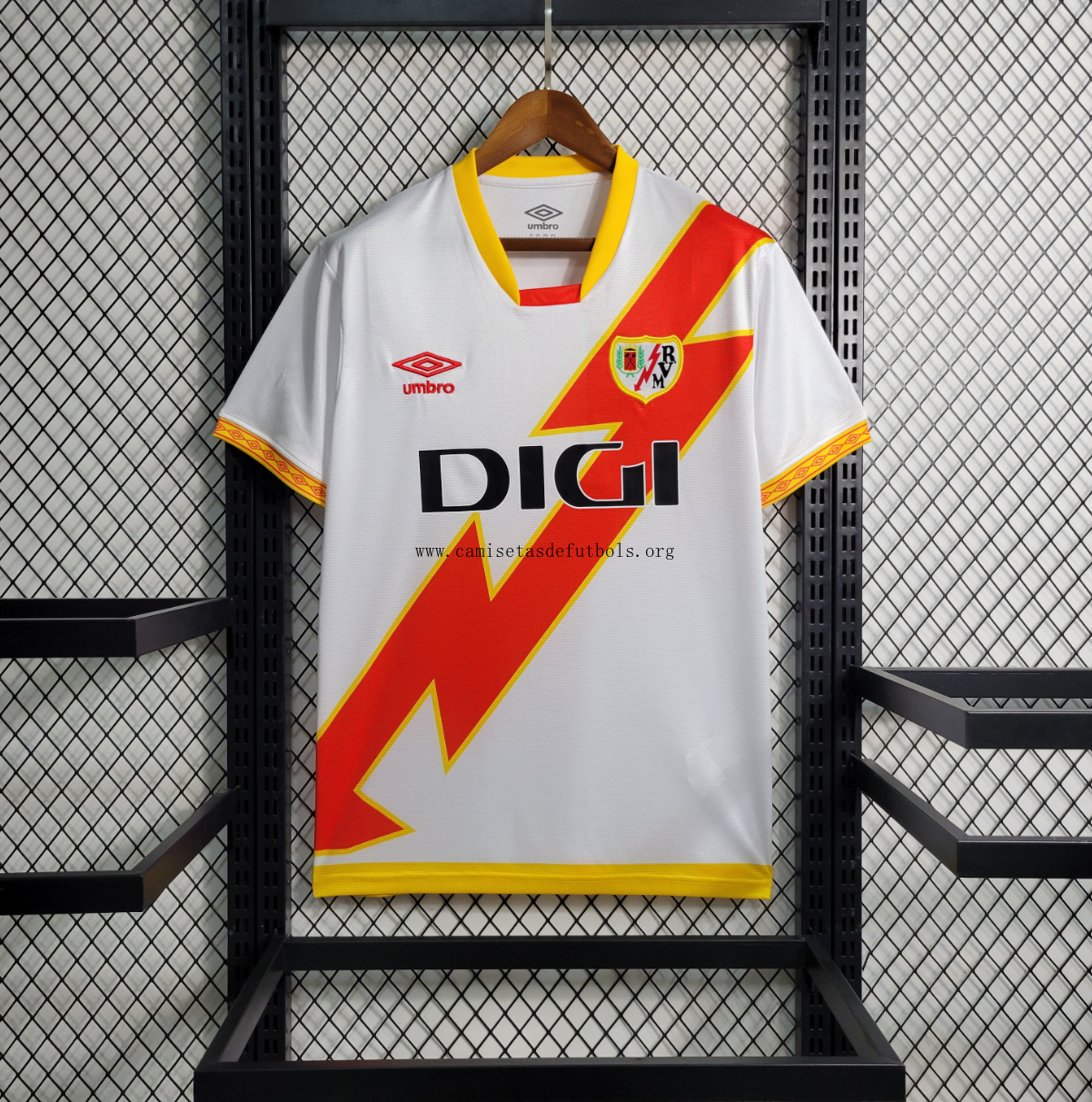 Camiseta Rayo Vallecano De Madrid Primera Equipación 23/24 Inmejorable gangaza, gasta menos de colección