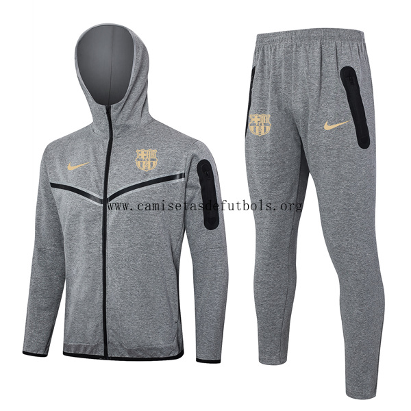 Chandal Con Capucha Barcelona 2024/25 Gris 3 Consigue este saldazo bestia