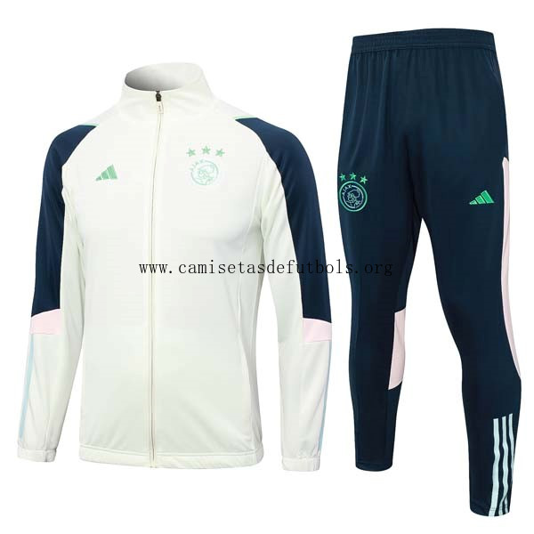 Chandal Ajax 2023/24 Blanco Azul Adquiere este chollazo bestial